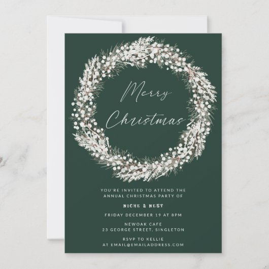 Elegant Green White Floral Wreath Christmas Party Einladung (Vorderseite)