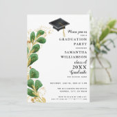 Elegant Greenery Class of 2025 Moderner Abschluss Einladung (Stehend Vorderseite)