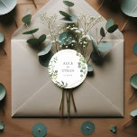 Elegant Greenery Eucalyptus Wedding Runder Aufkleber<br><div class="desc">Einfache und elegante Hochzeitsaufkleber.</div>