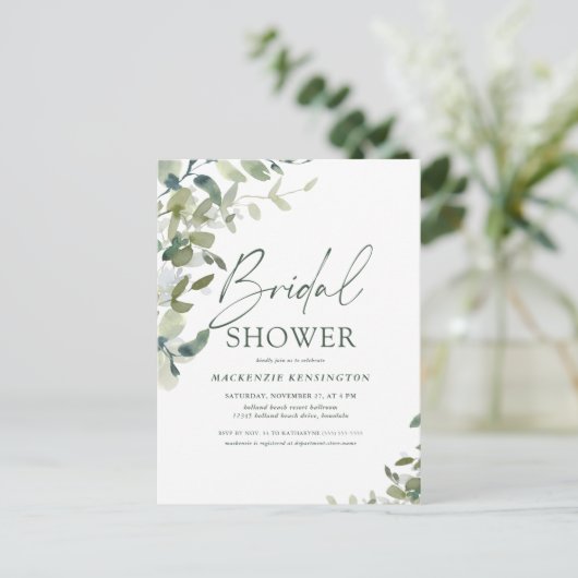 Elegant Greenery Handgeschriebenes Script-Brautpar Einladungspostkarte (Stehend Vorderseite)