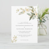 Elegant Greenery White Floral Wedding Einladung (Stehend Vorderseite)