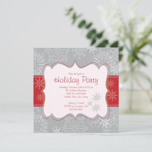 Elegant Grey & Red Snowflakes Holiday Party Einladung (Stehend Vorderseite)