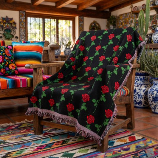 Elegant Hand-Drawn Rose Throw Blanket Decke