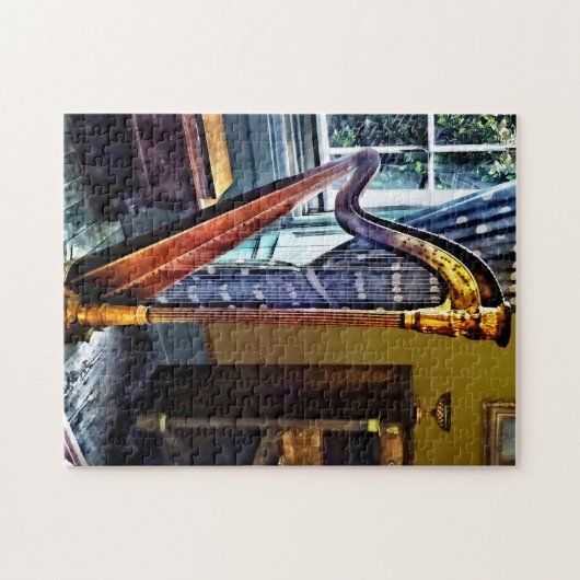 Elegant Harp Puzzle (Horizontal)