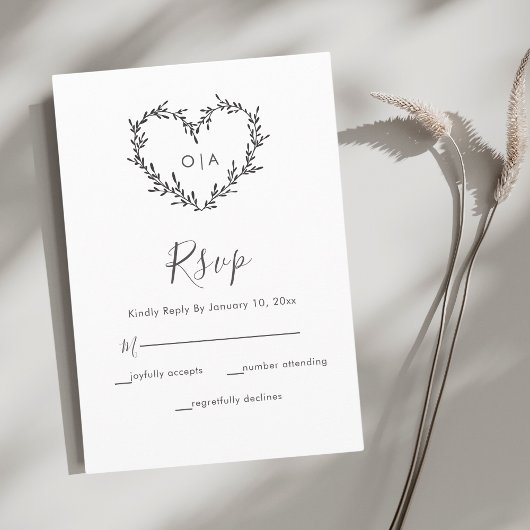 Elegant Heart Script Wedding RSVP Karte