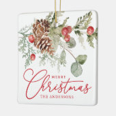 Elegant Holly Berries and Pine Cones Christmas Keramikornament (Links)