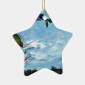 Elegant Holly Christmas, blauer Himmel Keramik Ornament (Rechts)