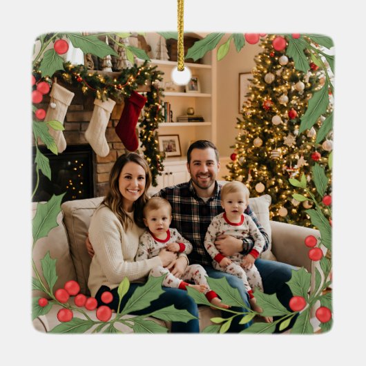 Elegant Holly Wreath Merry Christmas Photo Keramikornament (Rückseite)