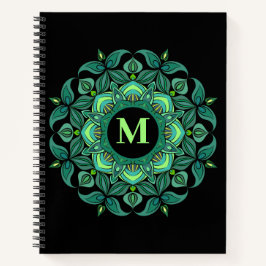 Elegant Hues of Green Mandala Blühe Monogram Notizblock
