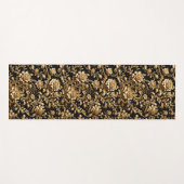 Elegant in Motion: Schwarz & Gold Barock Blumen Yogamatte (Vorderseite (Horizontal))
