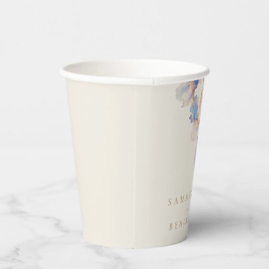 Elegant Iris Floral Wedding Pappbecher (Rechts)