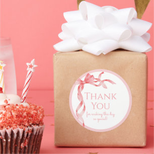 Elegant ist eine Girl Pink Bow Baby Dusche Runder Aufkleber