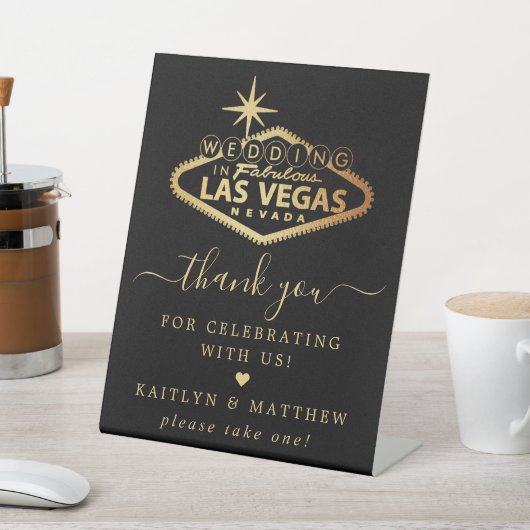 Elegant Las Vegas Destination Wedding Thank You Sockelschild (In SItu)