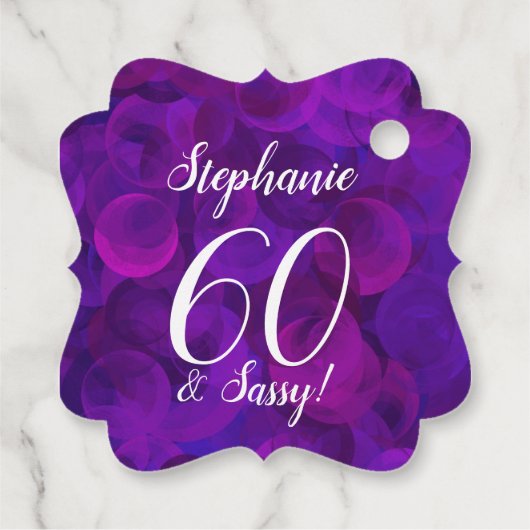 Elegant Lila 60 und Sassy Birthday Party Geschenkanhänger (Rückseite)