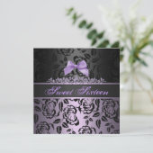 Elegant Lila Bow Sweet 16. Geburtstag Einladung (Stehend Vorderseite)