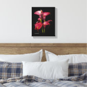 Elegant Lila Calla Lilies Leinwanddruck (Insitu (Schlafzimmer))