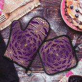 Elegant Lila und Gold Mandala Dark Boho Floral Ofenhandschuh & Topflappen-Set