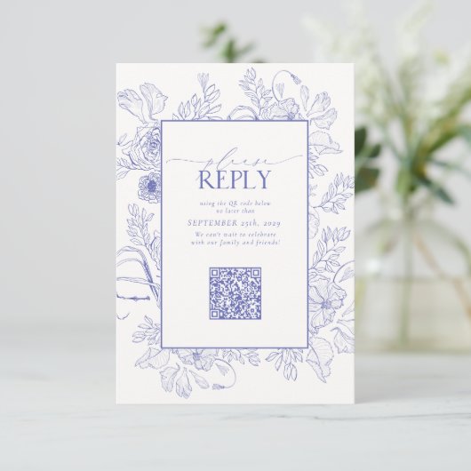 Elegant Lilac Lavender Wedding QR Code RSVP Karte (Stehend Vorderseite)