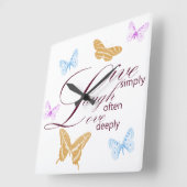 Elegant Live Laugh Love Butterflies Quadratische Wanduhr (Winkel)