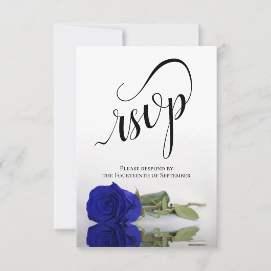 Elegant Long-Stemmed Royal Blue Rose Wedding RSVP Karte (Vorderseite)