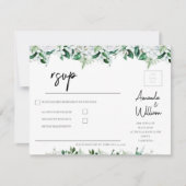 Elegant Lush White Floral and Greenery RSVP Karte (Vorderseite)