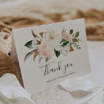 Elegant Magnolia | Blush Future Frau Dankeschön Ca Dankeskarte<br><div class="desc">Dieses elegante magnolia blush Brautparty Zukunft mrs danke Ihnen Karte ist perfekt für einen modernen klassischen Polterabend. Das weiche Blumendesign besticht durch die blau-farbenen Rosa-Bäckereien, die atemberaubenden magnolischen Blume und die Baumwolle mit goldenen und grünen Blätter in einem luxuriösen Ambiente. Personalisieren Sie die Innenseite der Karte mit Ihrem Namen, und...</div>
