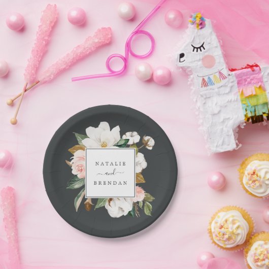 Elegant Magnolia | Schwarz-Weiß-Hochzeit Pappteller (Party)