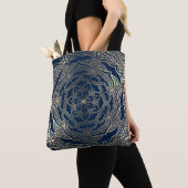 Elegant Mandala Art Boho Gold und Navy Blue Luxury Tasche (Von Nahem)