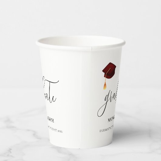 Elegant Maroon Script High School Graduate Pappbecher (Rechts)