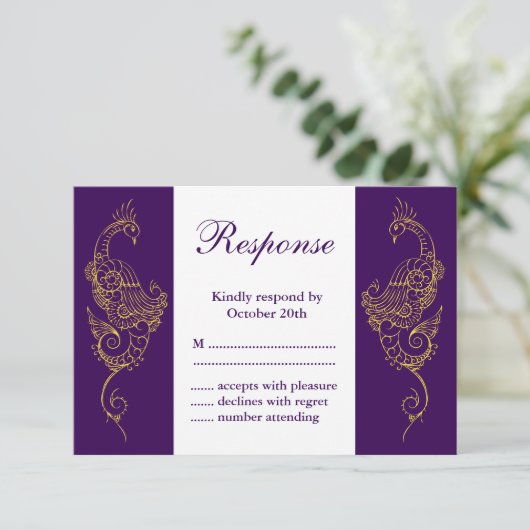 Elegant Mehndi Peacock Wedding RSVP Lila White (Stehend Vorderseite)