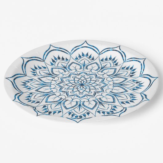 Elegant Metallic Blue Mandala Dekorative Pappteller (Schrägansicht)