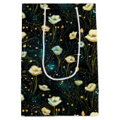 Elegant Midnight Blue Celestial Floral Mittlere Geschenktüte (Rückseite)