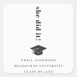 Elegant Minimal Bold Typografy Graduation Cap Quadratischer Aufkleber