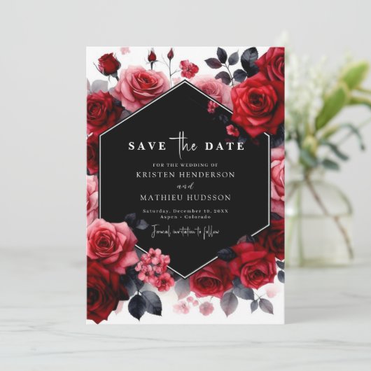 Elegant Minimal Crimson Red Wedding Save The Date (Stehend Vorderseite)