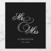 Elegant Minimal Mr. und Mrs. Wedding Weinetikett (Einzelnes Label)