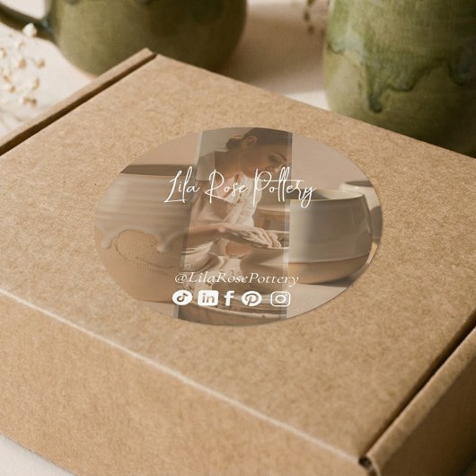 Elegant Minimal Pottery Photo Collage Packaging Runder Aufkleber