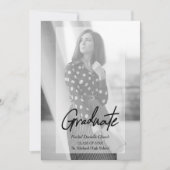 Elegant Minimalist Black & White Photo Graduation Einladung (Vorderseite)