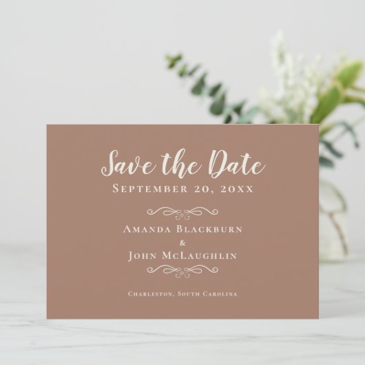 Elegant Mocha Brown Rustikale Romantische Kalligra Save The Date (Stehend Vorderseite)