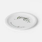 Elegant Modern Eukalyptus Greenerity Wedding Pappteller (Schrägansicht)