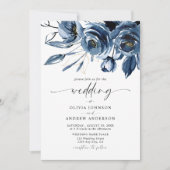Elegant Modern Navy Blue Flowers & Script Wedding Einladung (Vorderseite)