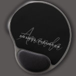 Elegant modern Personalisiert mit Name Monogram Gel Mousepad<br><div class="desc">Erhöhen Sie Ihre Büroeinrichtung und Produktivität mit unserem Blackout Elegant Modern Personalisiert mit Name Monogram Gel Mouse Pad. Dieses sorgfältig entworfene Mauspad verbindet zeitgenössische Ästhetik mit einer personalisierten Touch und macht es zu einem schicken und praktischen Accessoire für Ihren trendigen Arbeitsplatz. Mit dem Namen und dem Monogramm im eleganten Blackout-Stil...</div>