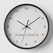 Elegant modern Personalisiert mit Name Monogram Uhr (Vorderseite)