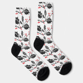 Elegant Modern Red and Black Holly Pattern Socken (Rechts)