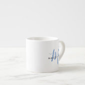 Elegant Modern White Blue Script Monogram Espressotasse (Vorderseite Rechts)