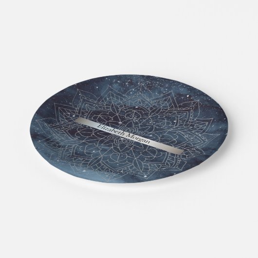 Elegant Modernes Silver Mandala Stripe Navy Blue Pappteller (Schrägansicht)