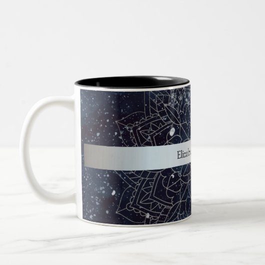 Elegant Modernes Silver Mandala Stripe Navy Blue Zweifarbige Tasse (Links)