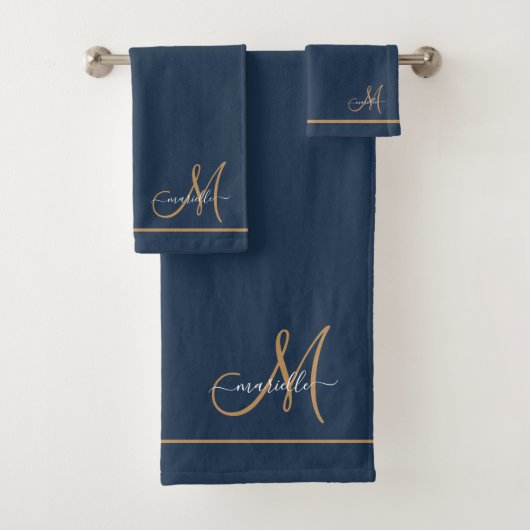 Elegant Monogram Navy Gold Script Name Badhandtuch Set (Insitu)