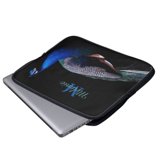 Elegant Monogram Peacock Black Laptopschutzhülle (Vorne Knopf)
