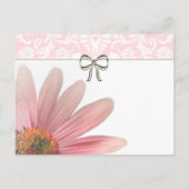 Elegant Monogram Pink Daisy Wedding Einladung (Rückseite)