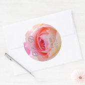 elegant. Monogram Pink Wedding Rose Runder Aufkleber (Umschlag)